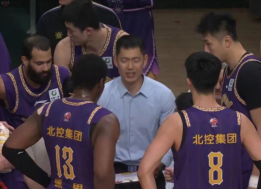 廖三宁三分球绝杀,北控男篮3分险胜 朱松玮27分曽凌铉三分球9中9
