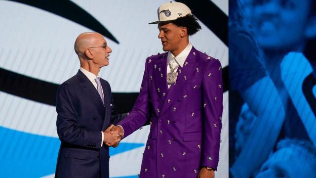 1656038844936095646.jpg a0c95325-3f97-4053-840f-8731d72531c8-large16x9_AP22175013969627.jpg